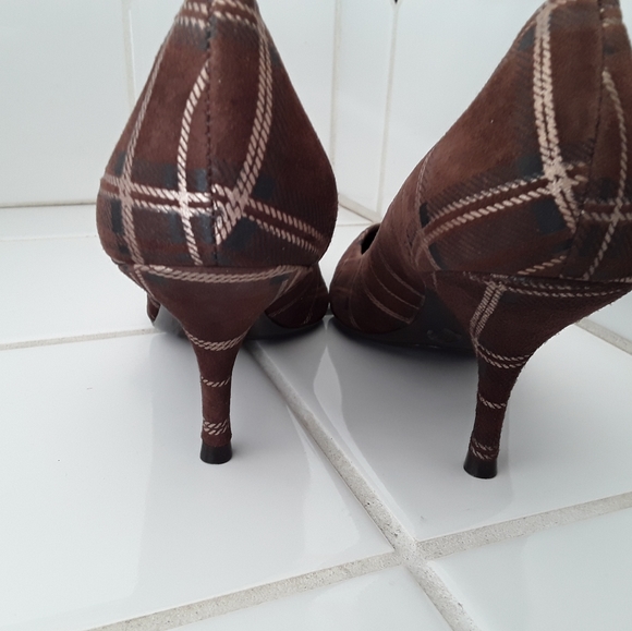 BCBG Girls Shoes - Picture 4 of 11